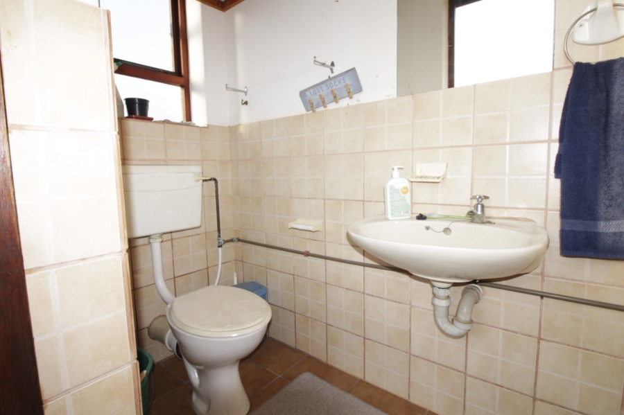3 Bedroom Property for Sale in Wavecrest Eastern Cape